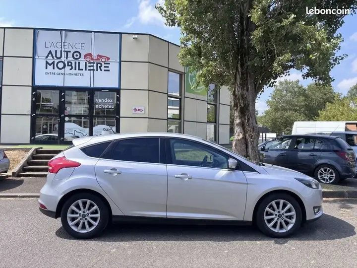Ford Focus 2016 photo 2