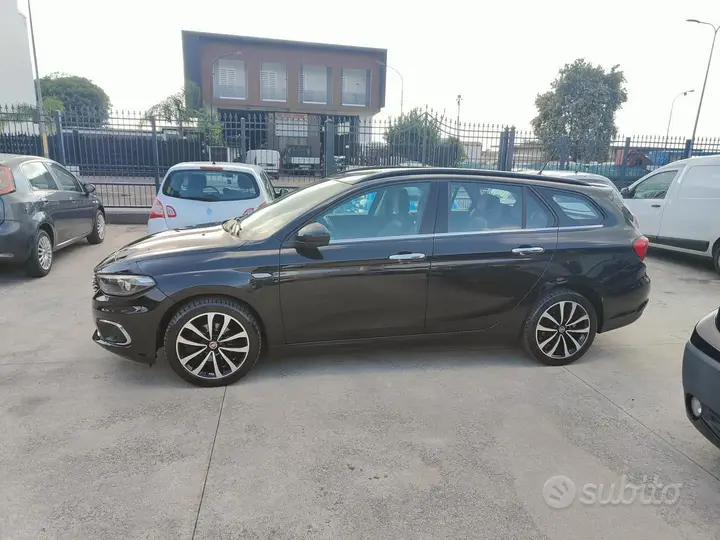 Fiat Tipo 2017 photo 2