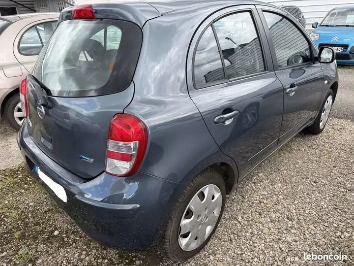 Nissan Micra 2011 photo 4