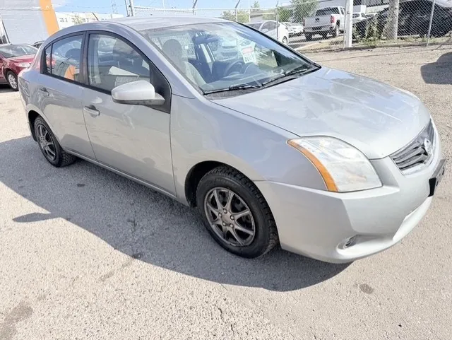 Nissan Sentra 2010 photo 2