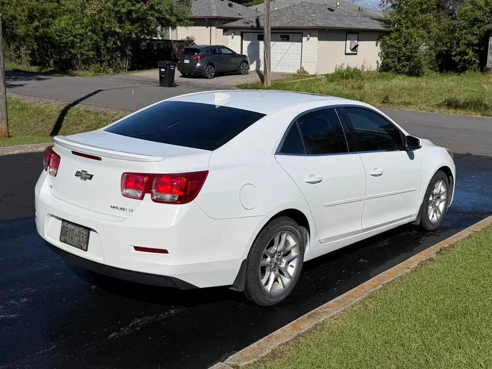 Chevrolet Malibu 2015 photo 3
