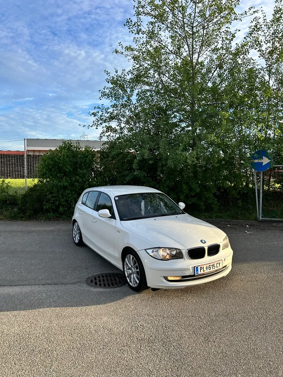 BMW 1 Series 2010 photo 3