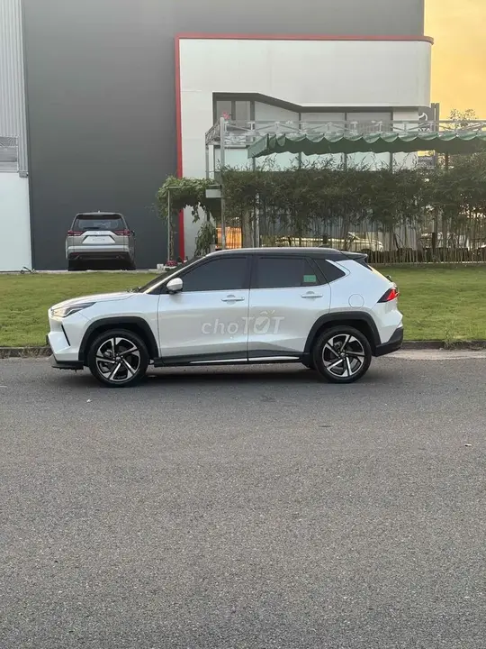 Toyota Yaris Cross 2023 photo 3