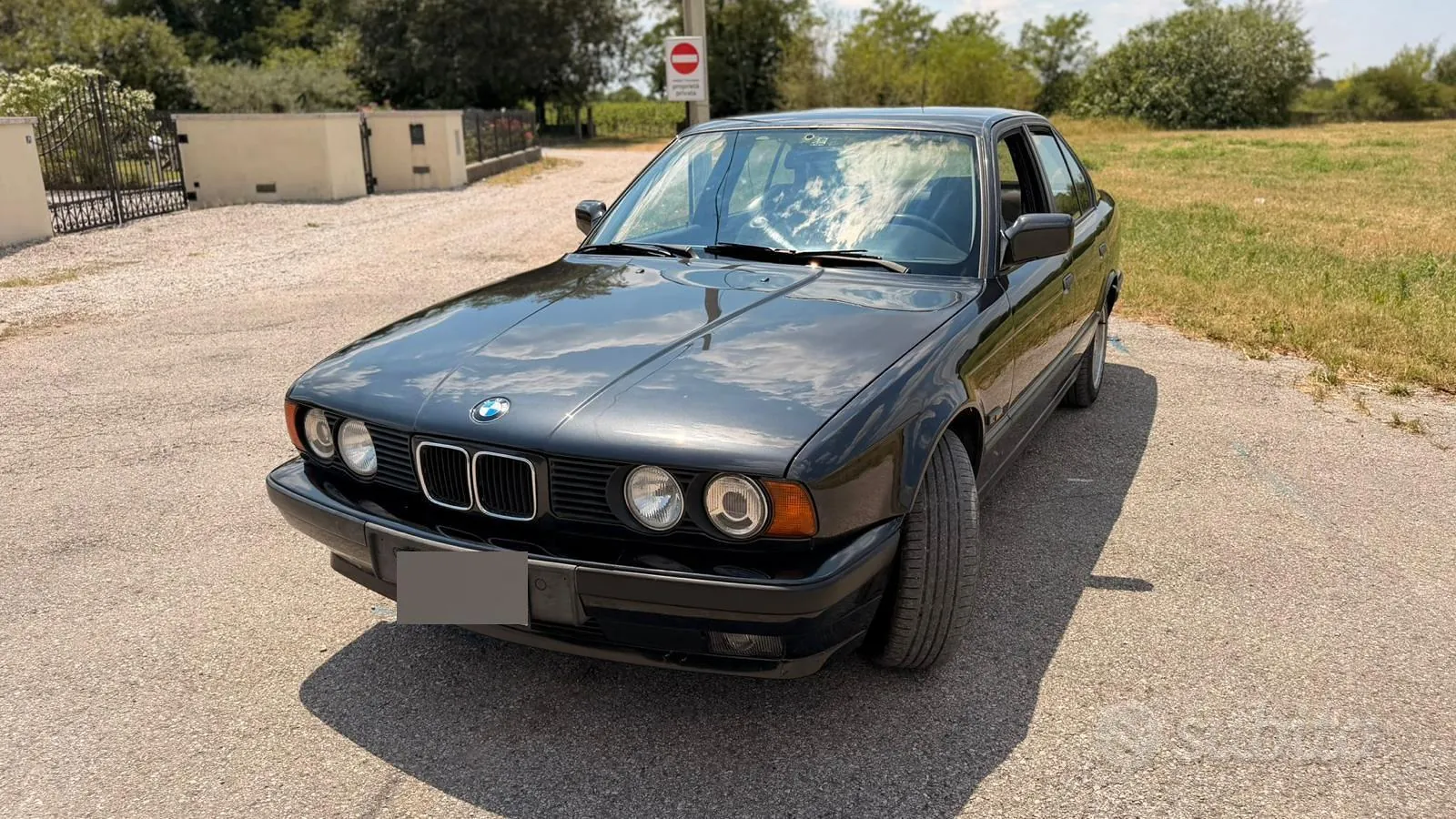 BMW 520I