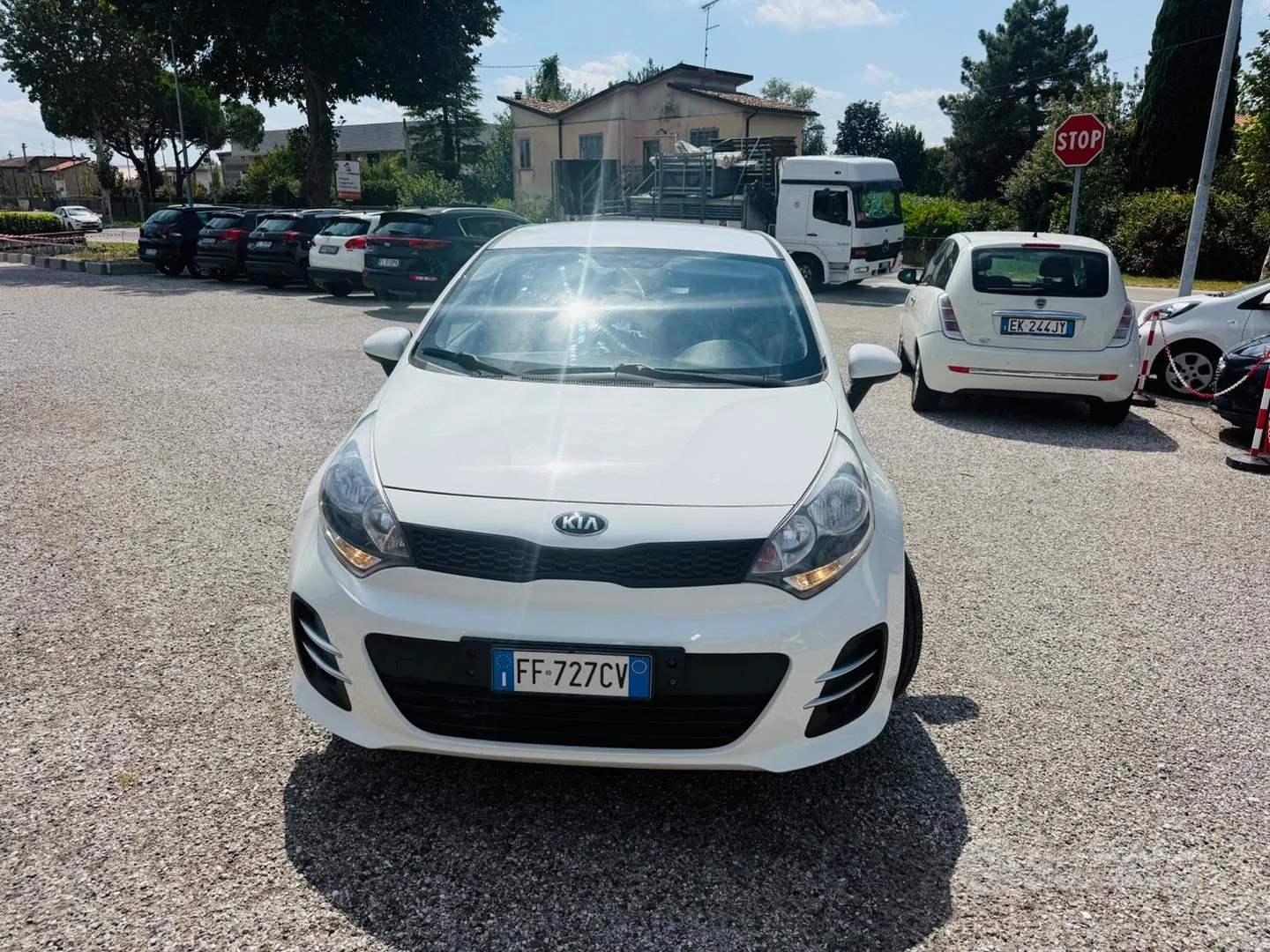 Kia Rio 2016 photo 2