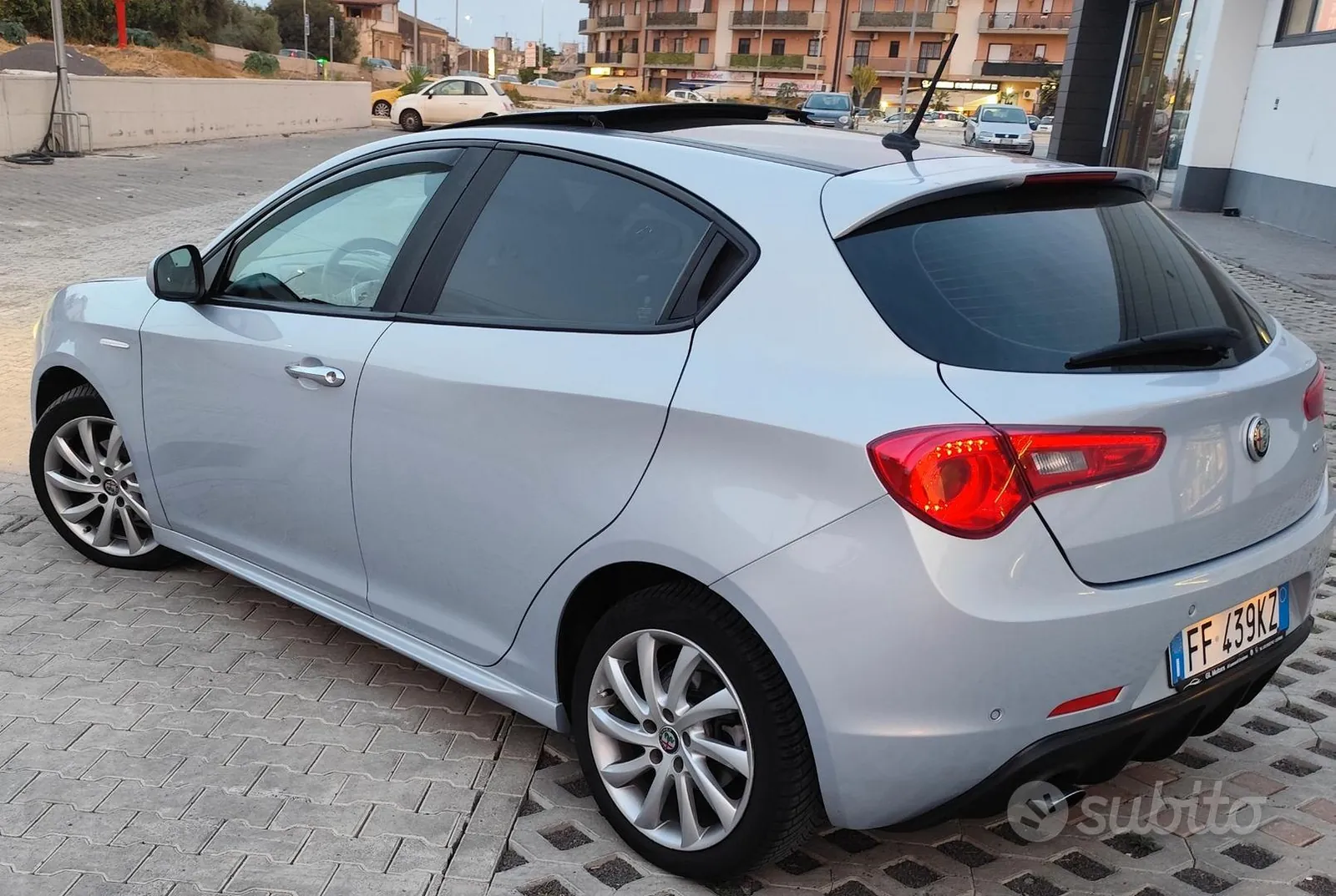 Alfa Romeo Giulietta 2016 photo 5