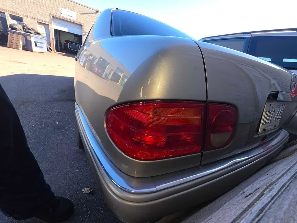 Mercedes-Benz E-Class 2000 photo 3