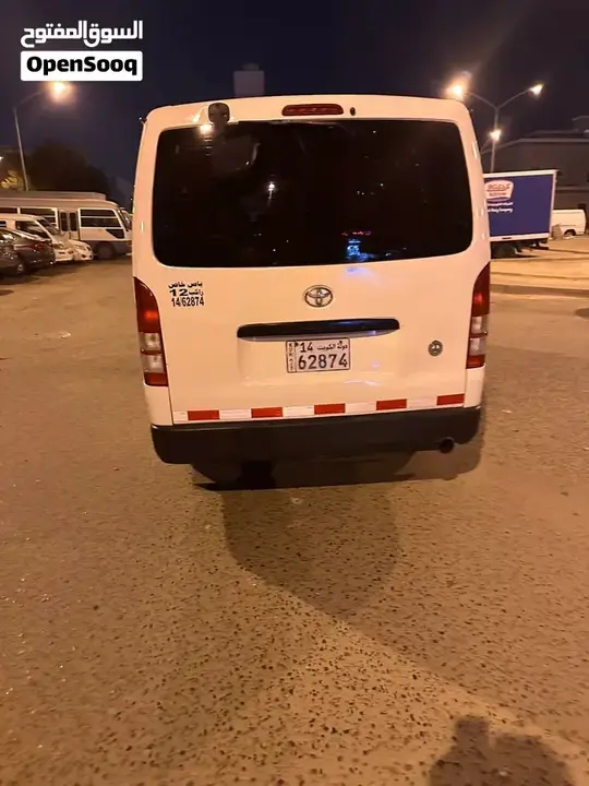 Toyota Hiace 2016 photo 2