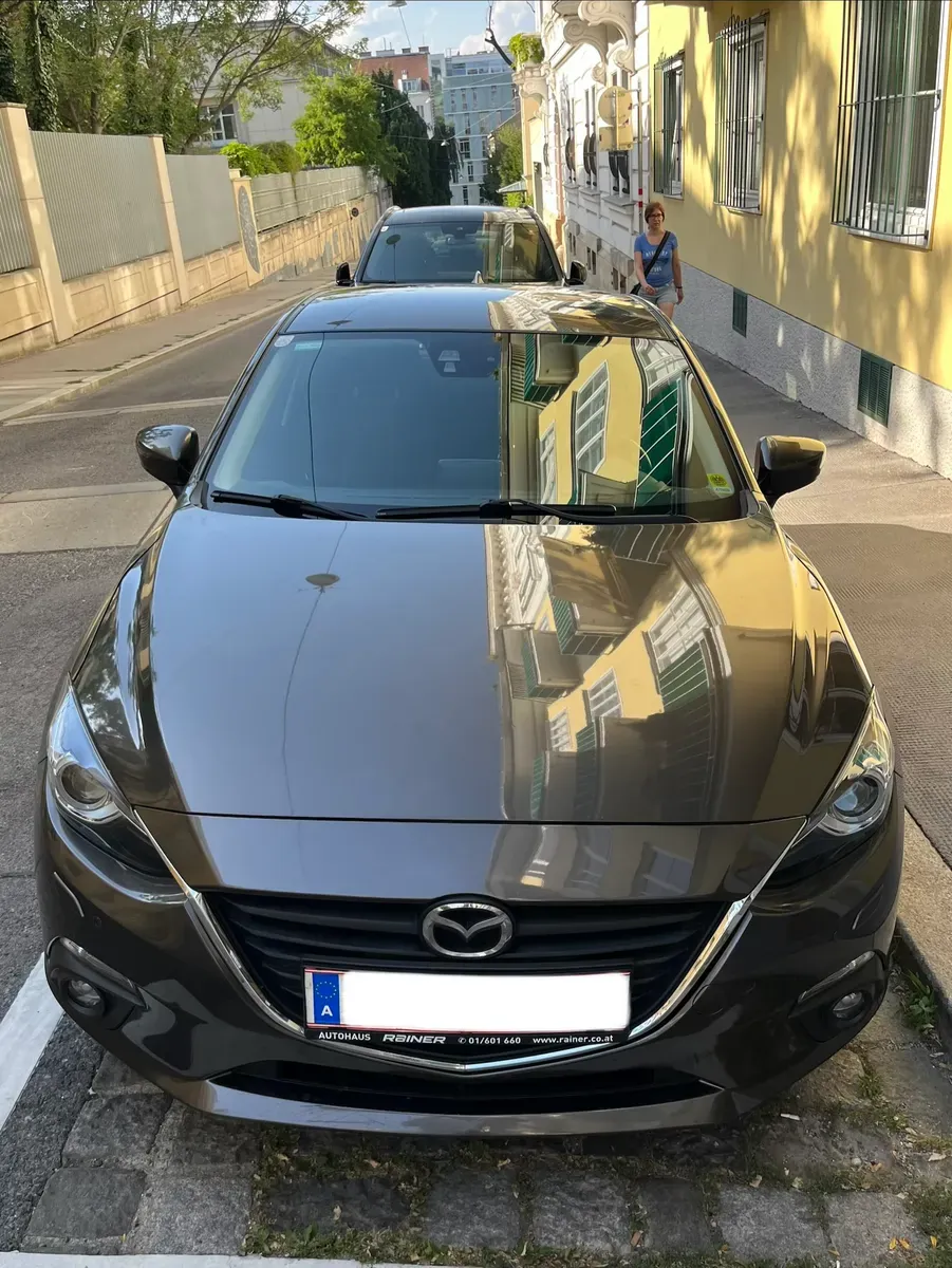Mazda Mazda3 2014 photo 2