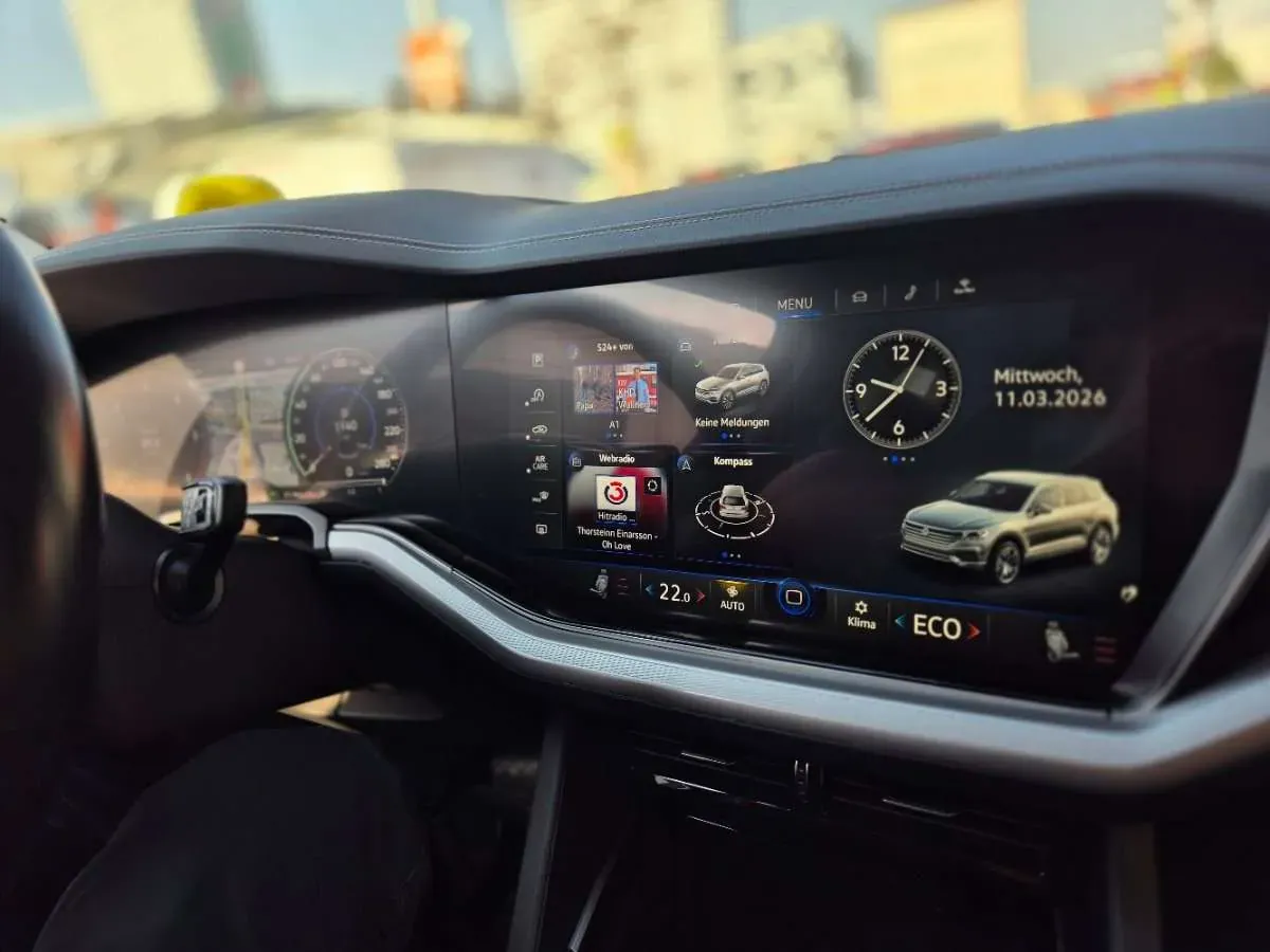 Volkswagen Touareg 2018 photo 2