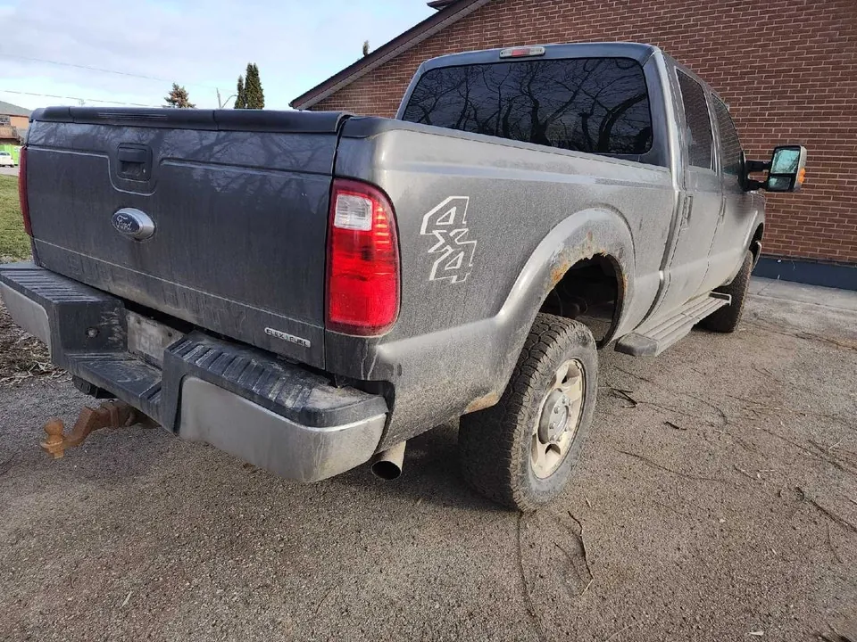 Ford F250 2015 photo 4