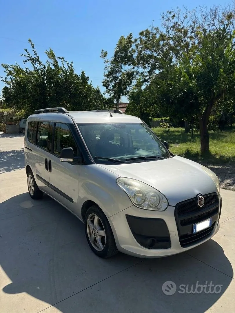 Fiat Doblò 2010 photo 2