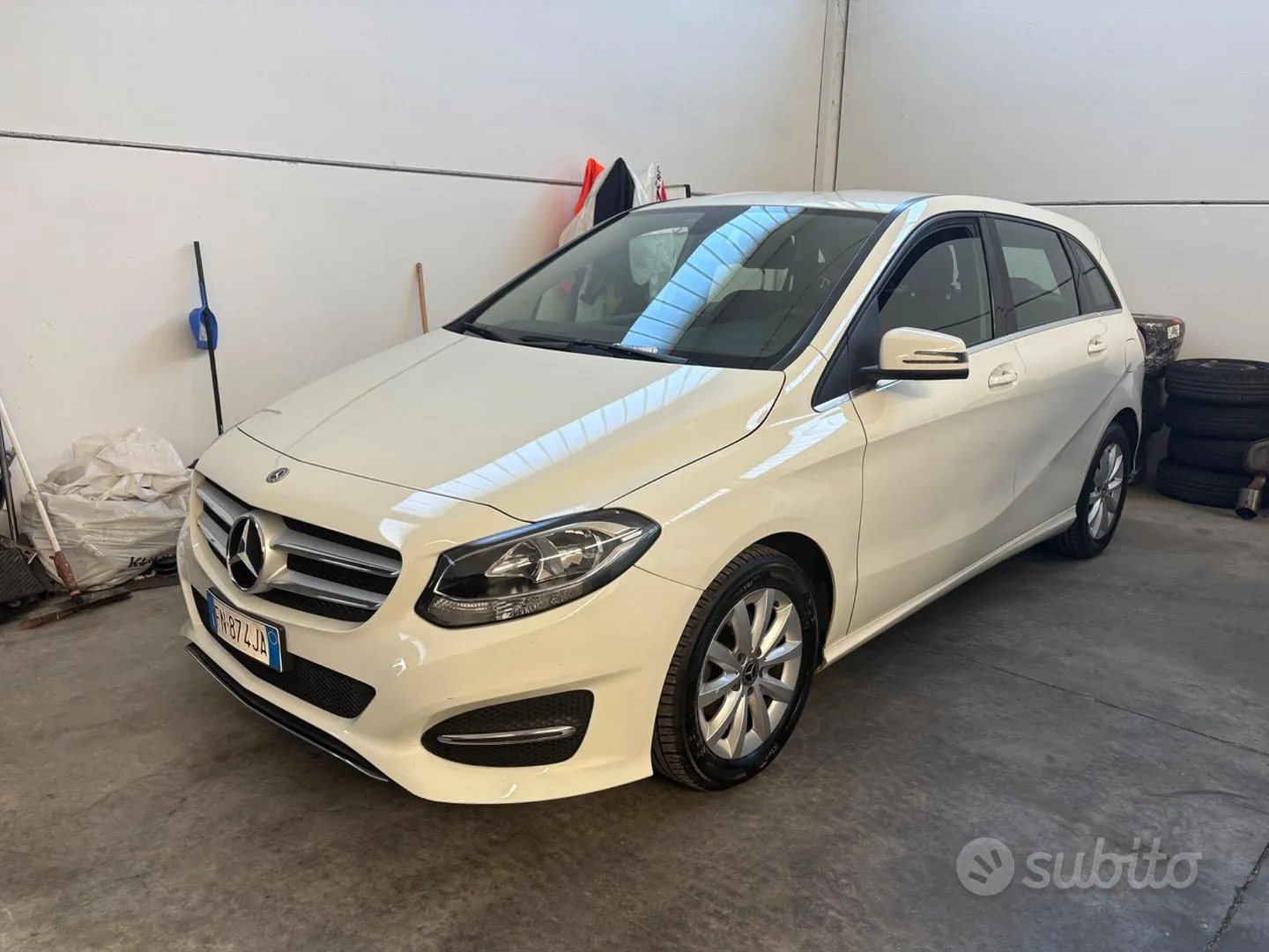 Mercedes-Benz A 180