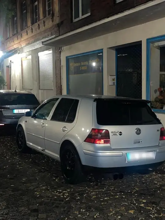 Volkswagen Golf 4