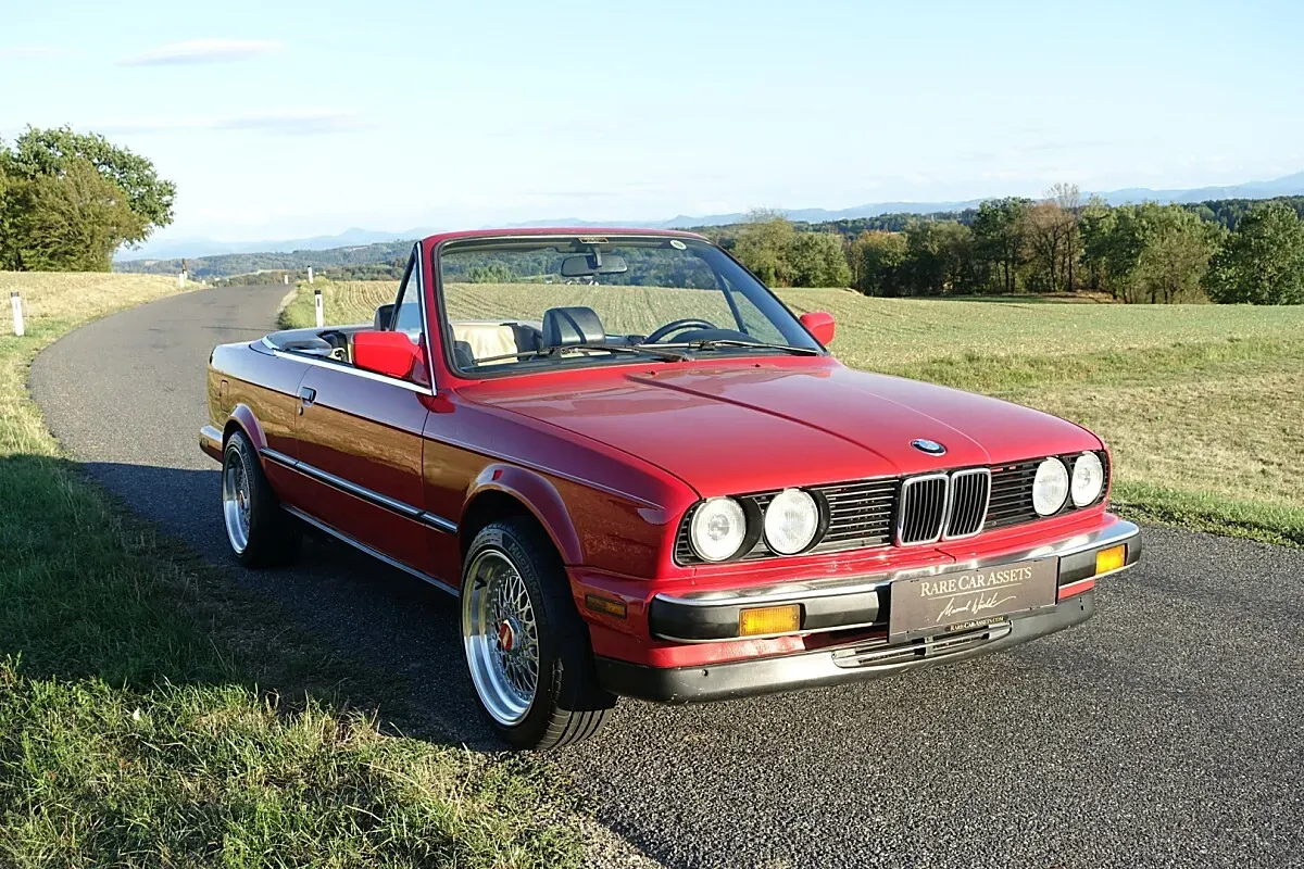 BMW 3 Series 1988 photo 2