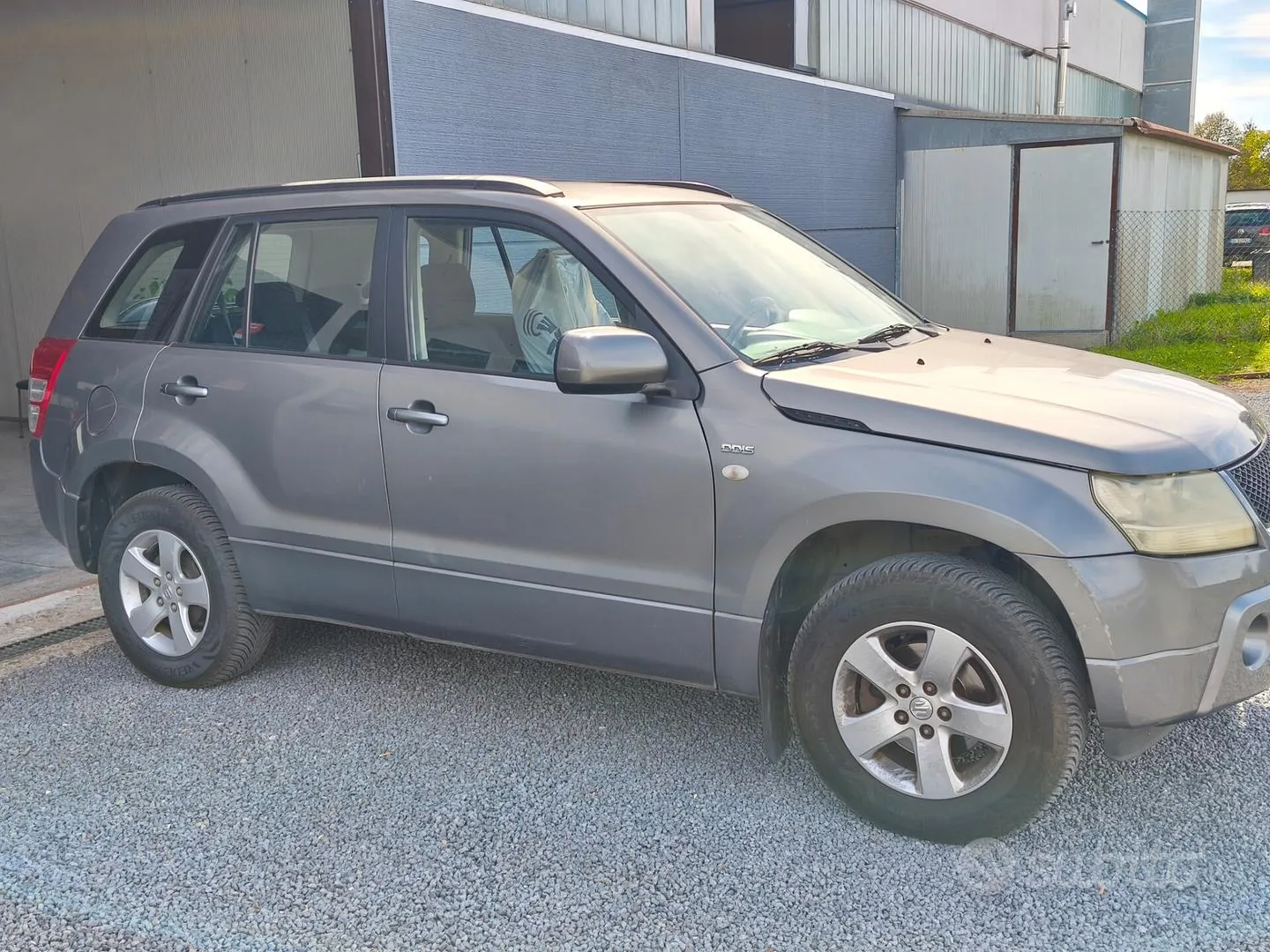 Suzuki Grand Vitara 2006 photo 2