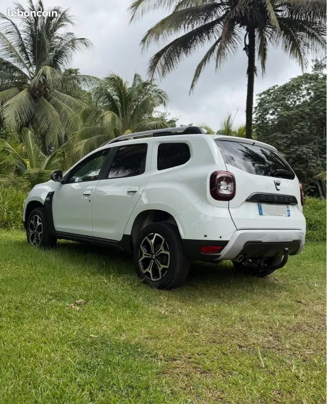 Dacia Duster 2021 photo 2
