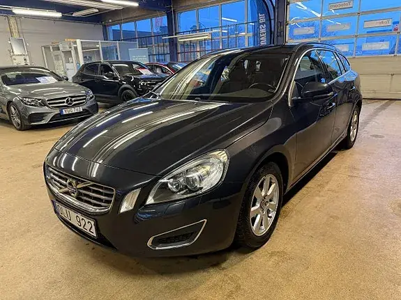 Volvo V60 2011 photo 2