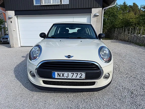 Mini One 2016 photo 2