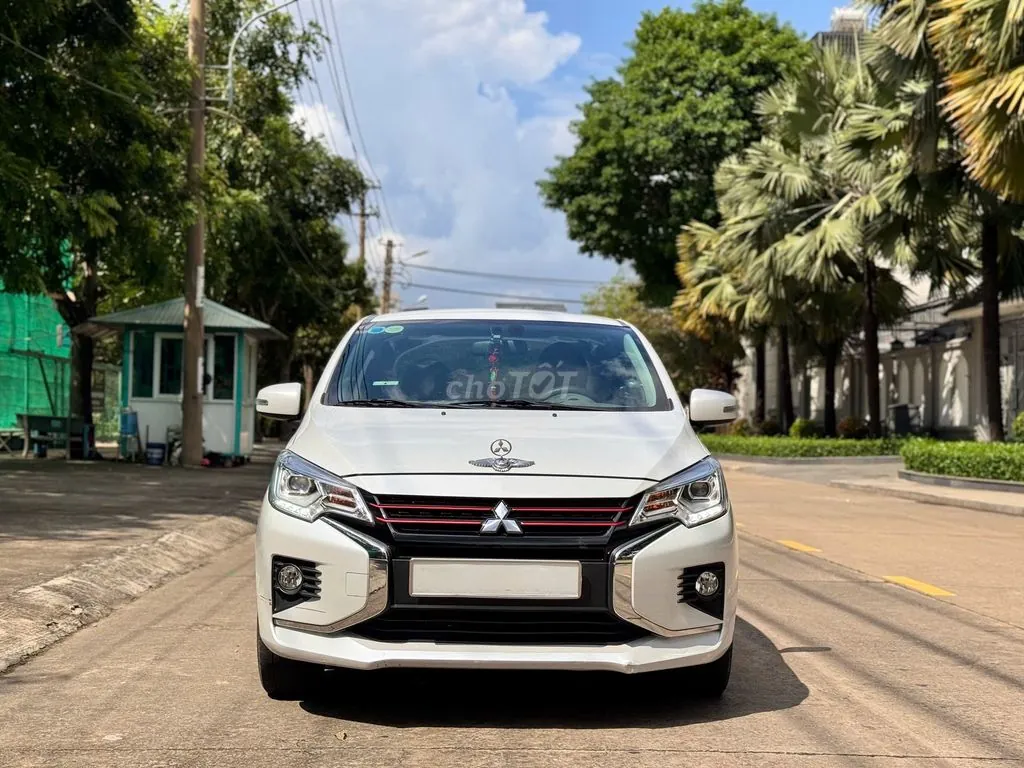 Mitsubishi Attrage
