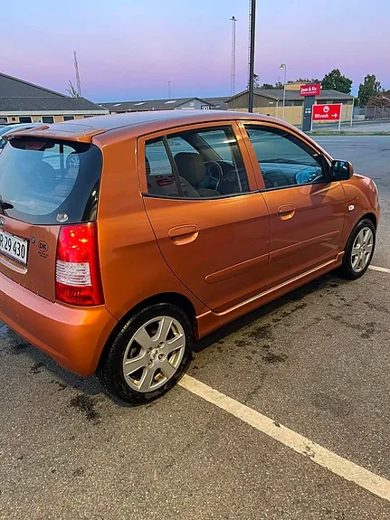 Kia Picanto 2007 photo 2