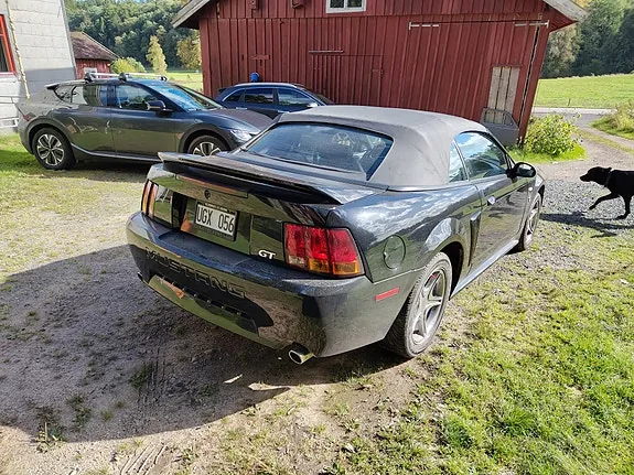 Ford Mustang 1999 photo 5