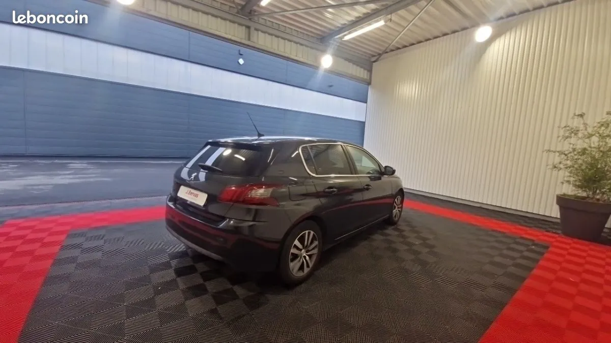 Peugeot 308 2020 photo 5