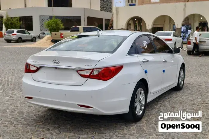 Hyundai Sonata 2012 photo 4