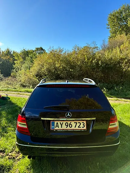 Mercedes-Benz C180 2012 photo 3