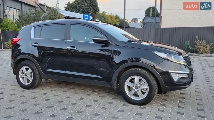 Kia Sportage 2015 photo 2