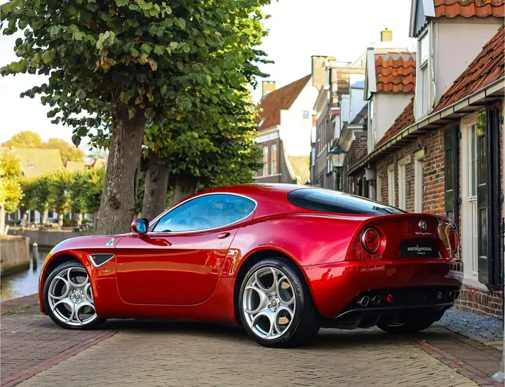 Alfa Romeo 8C Competizione 2008 photo 2