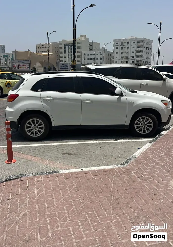 Mitsubishi Asx 2011 photo 2