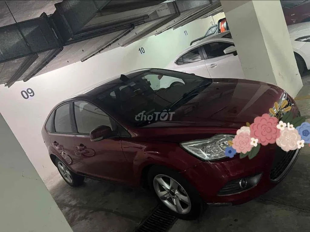 Ford Focus 2011 photo 2