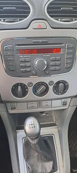 Ford Focus 2011 photo 4