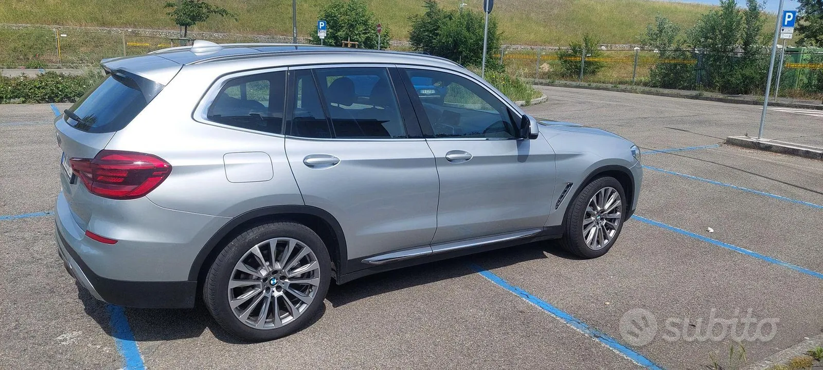 BMW X3 2018 photo 2