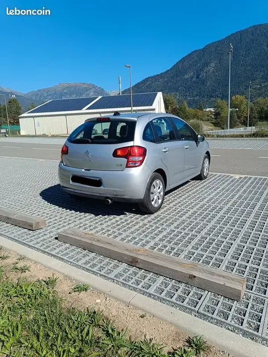 Citroen C3 2010 photo 2