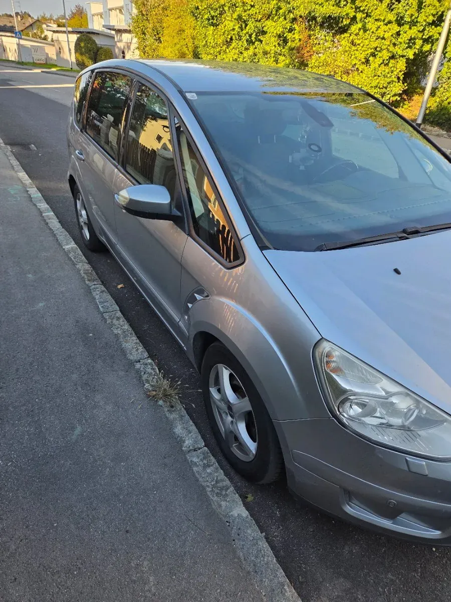 Ford S-Max 2007 photo 3