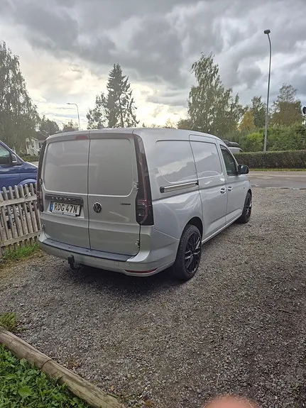 Volkswagen Caddy Maxi 2022 photo 2