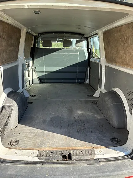 Volkswagen Transporter 2011 photo 3