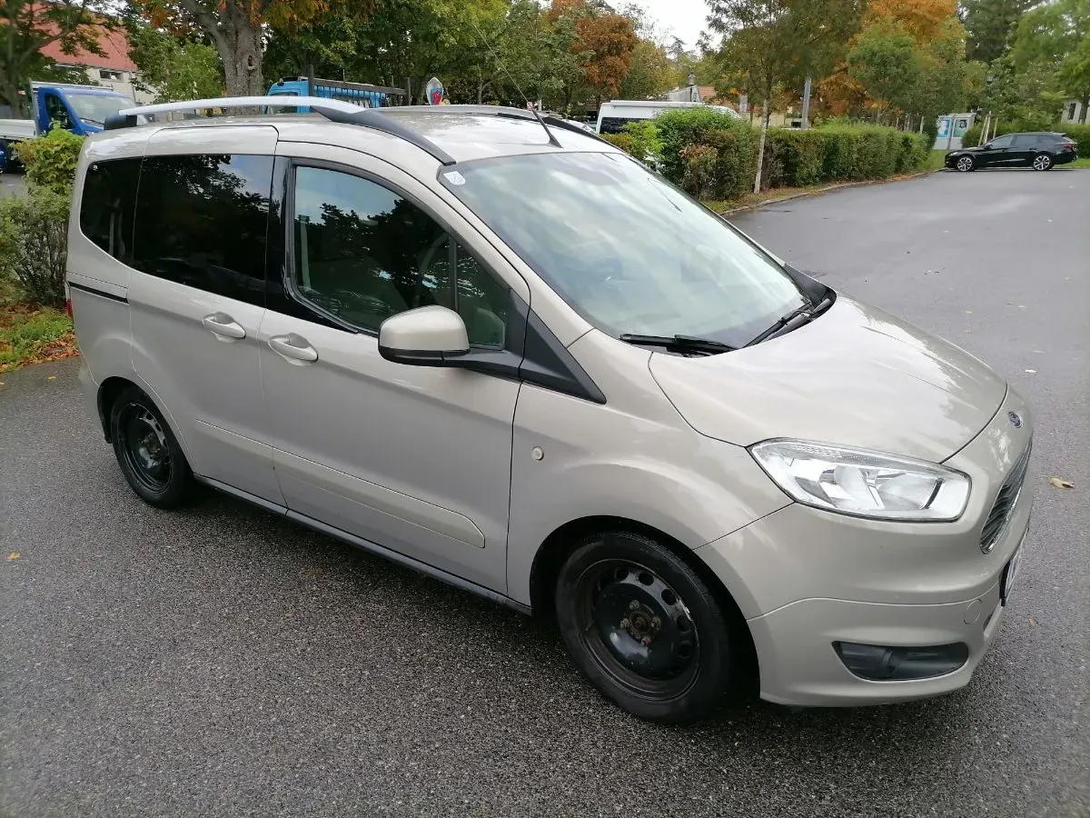 Ford Tourneo Courier
