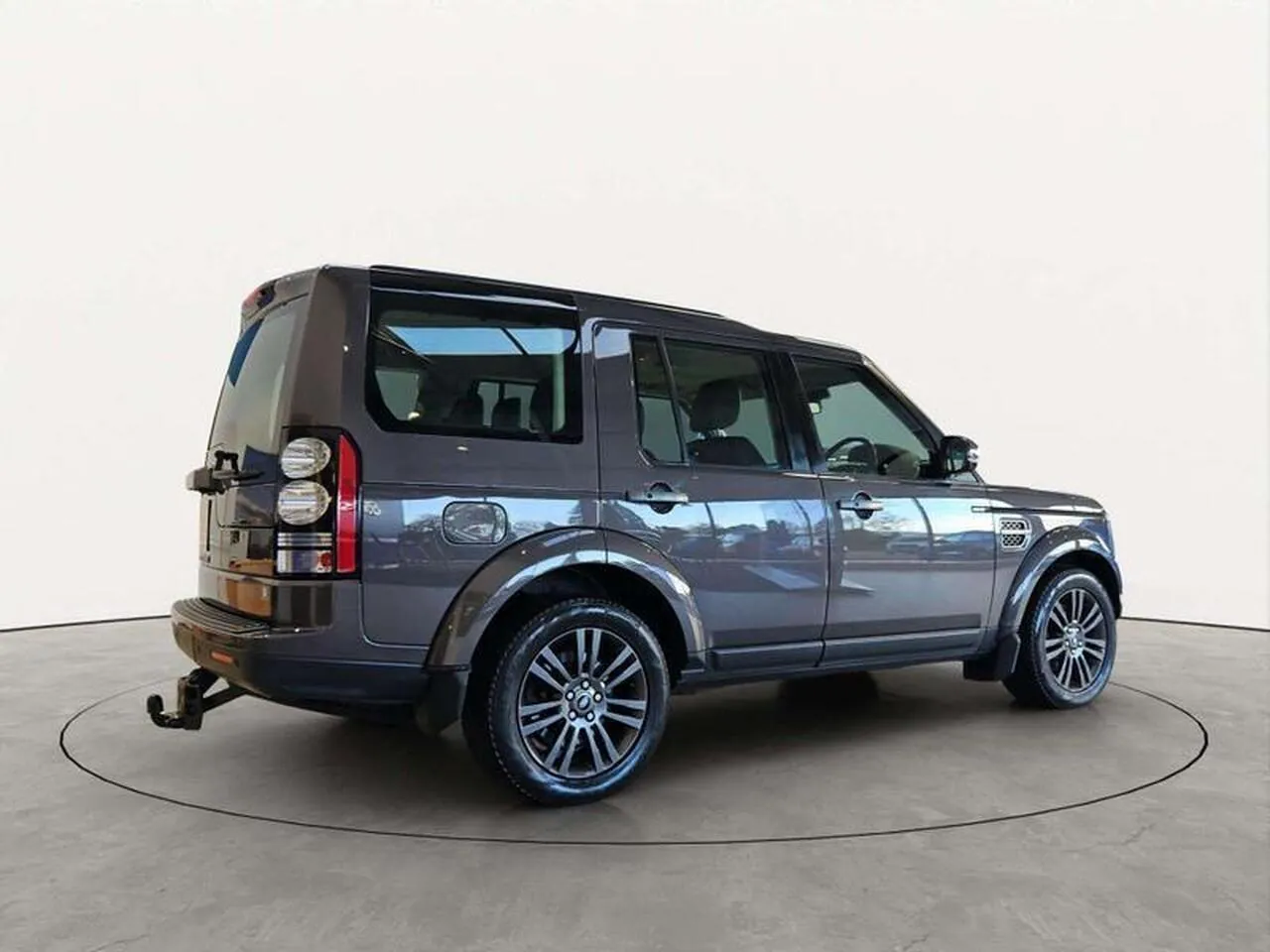 Land Rover Discovery 4 2016 photo 3