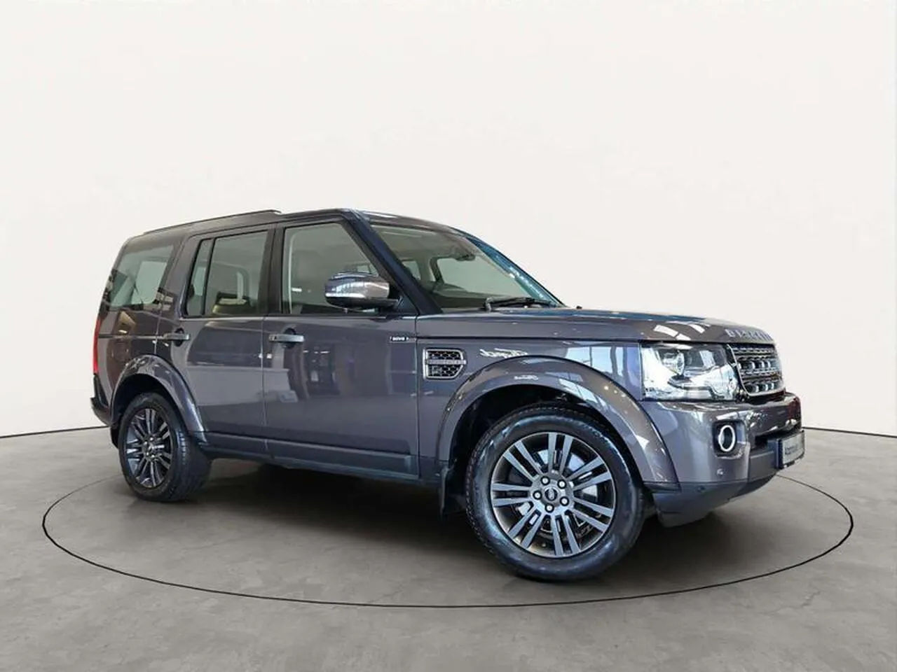Land Rover Discovery 4