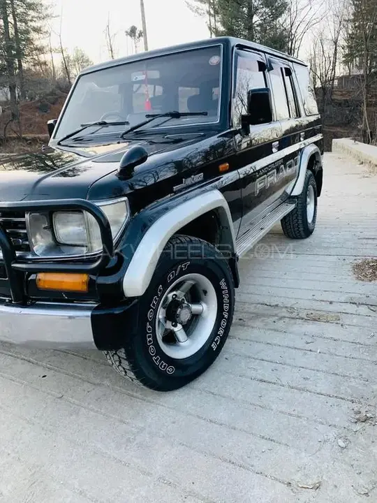 Toyota Land Cruiser