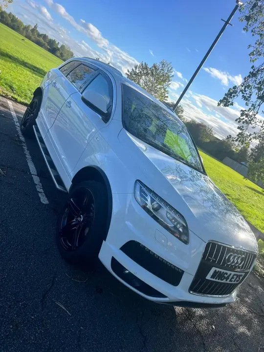 Audi Q7 2014 photo 4