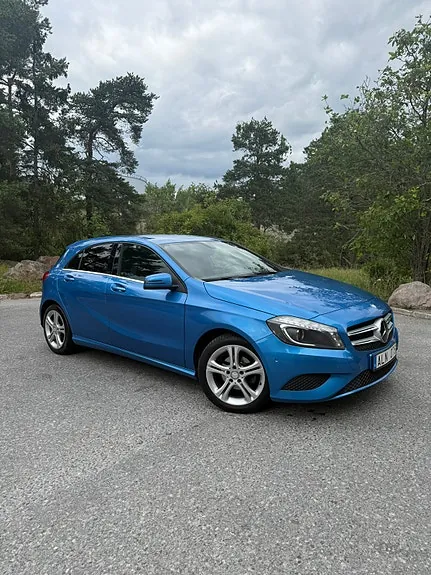 Mercedes-Benz A180