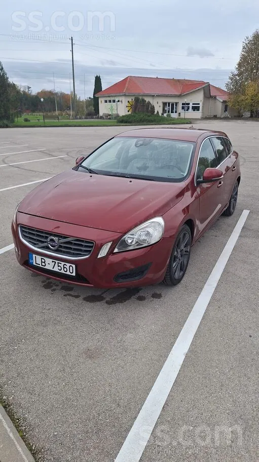Volvo V60 2011 photo 2
