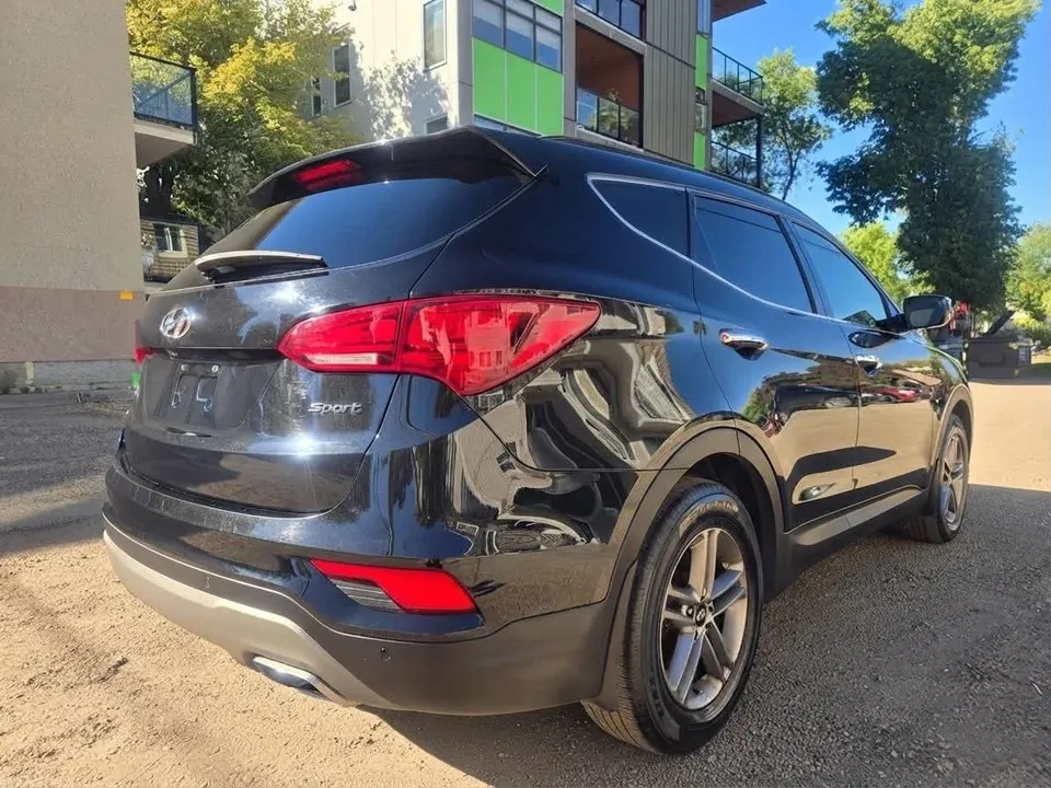 Hyundai Santa Fe 2018 photo 5