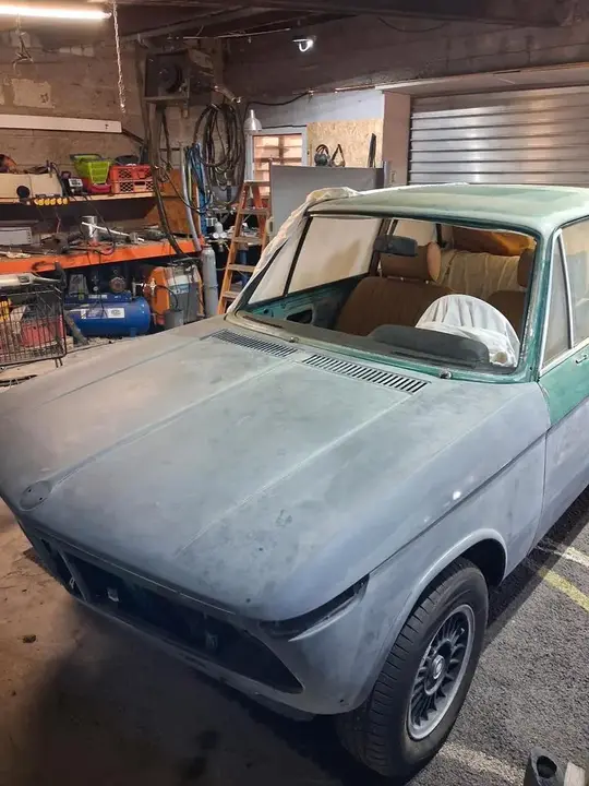 BMW 1502
