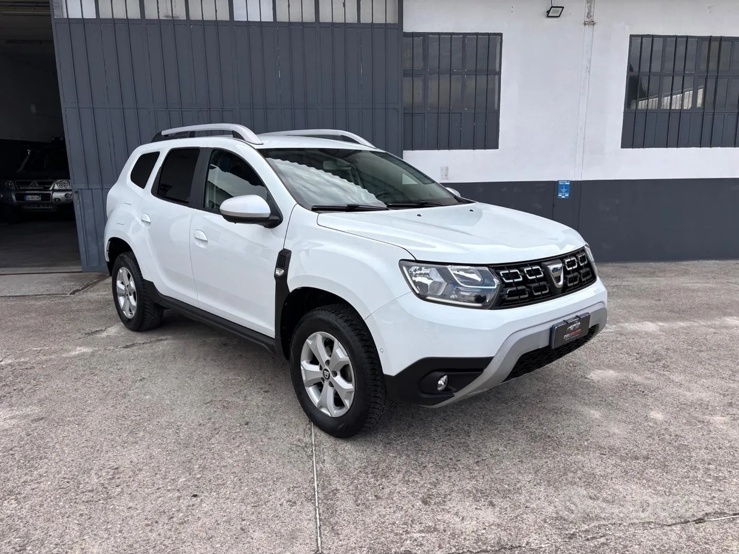 Dacia Duster 2018 photo 2