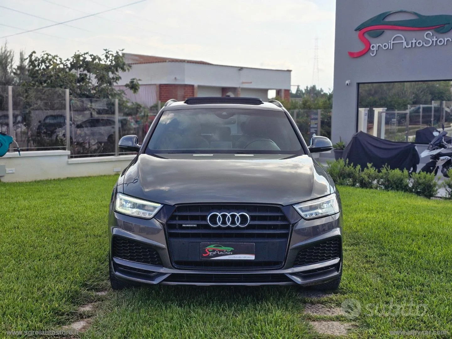 Audi Q3 2017 photo 2
